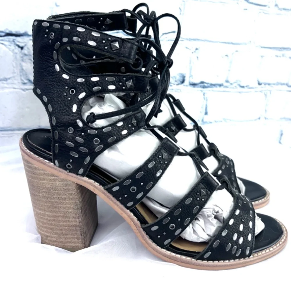 •|•DOLCE VITA•| Black Leather Studded Gladiator Sandals Size 9 w/ 4" Heel - Picture 1 of 16